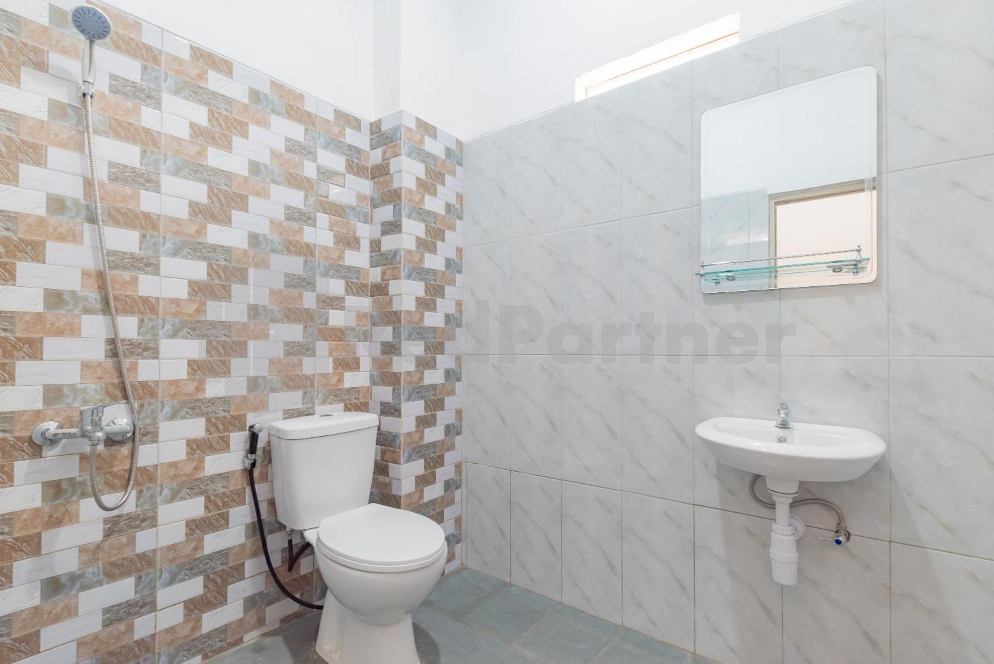 Rumah Panda Guesthouse Redpartner Tangkil  Esterno foto